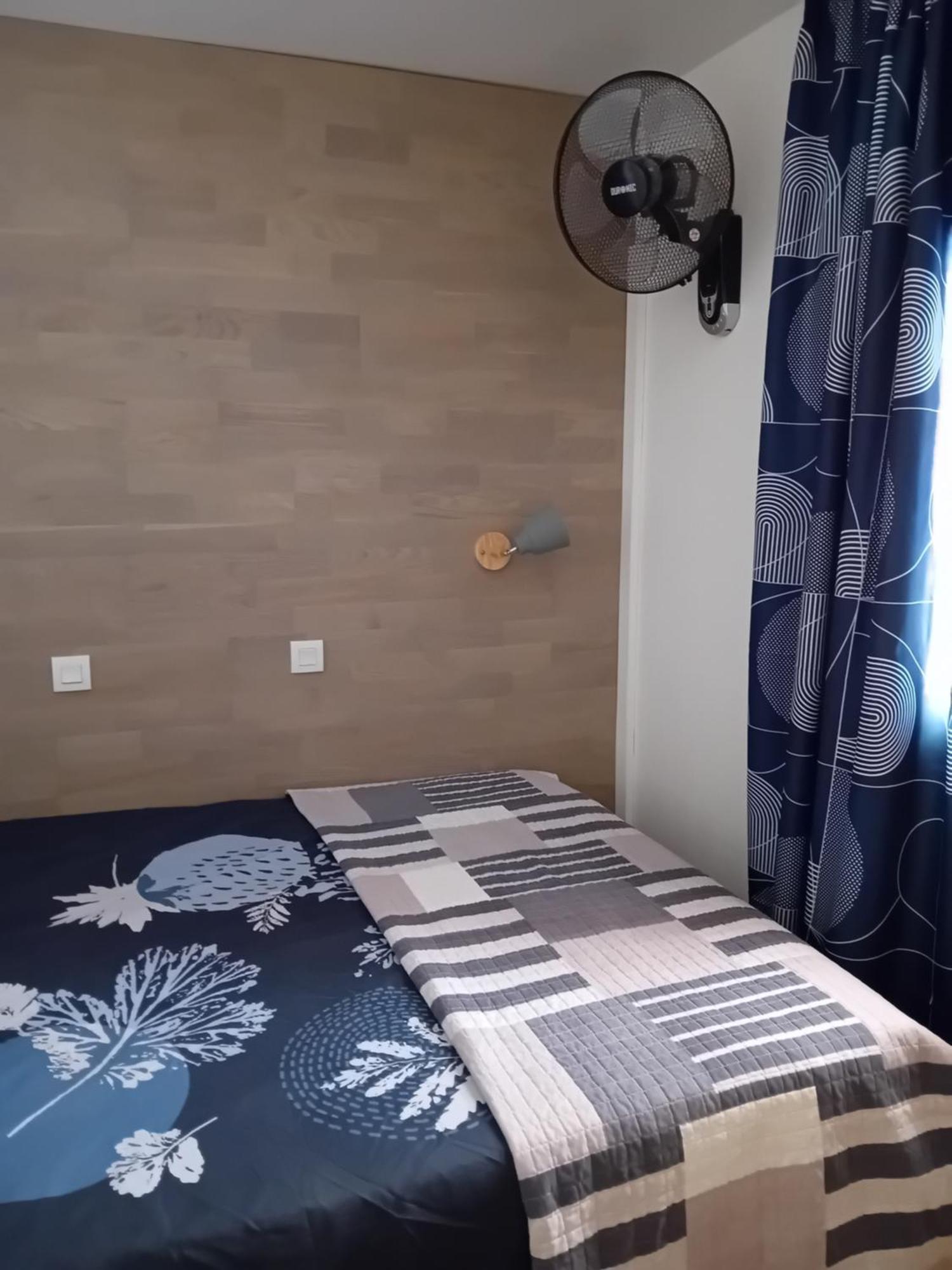Appartement T2 avec piscine a 100 m de la plage Six-Fours-les-Plages Extérieur photo