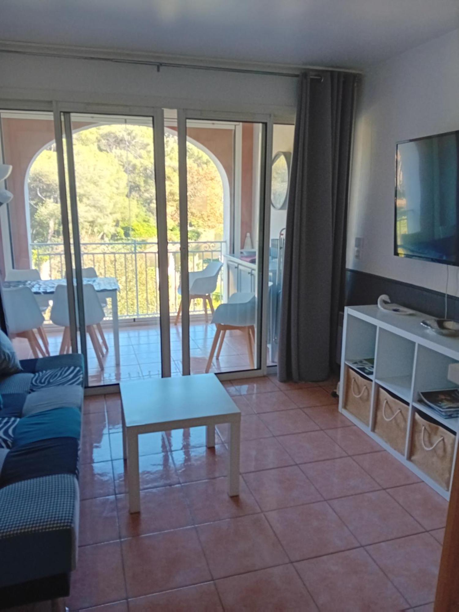 Appartement T2 avec piscine a 100 m de la plage Six-Fours-les-Plages Extérieur photo