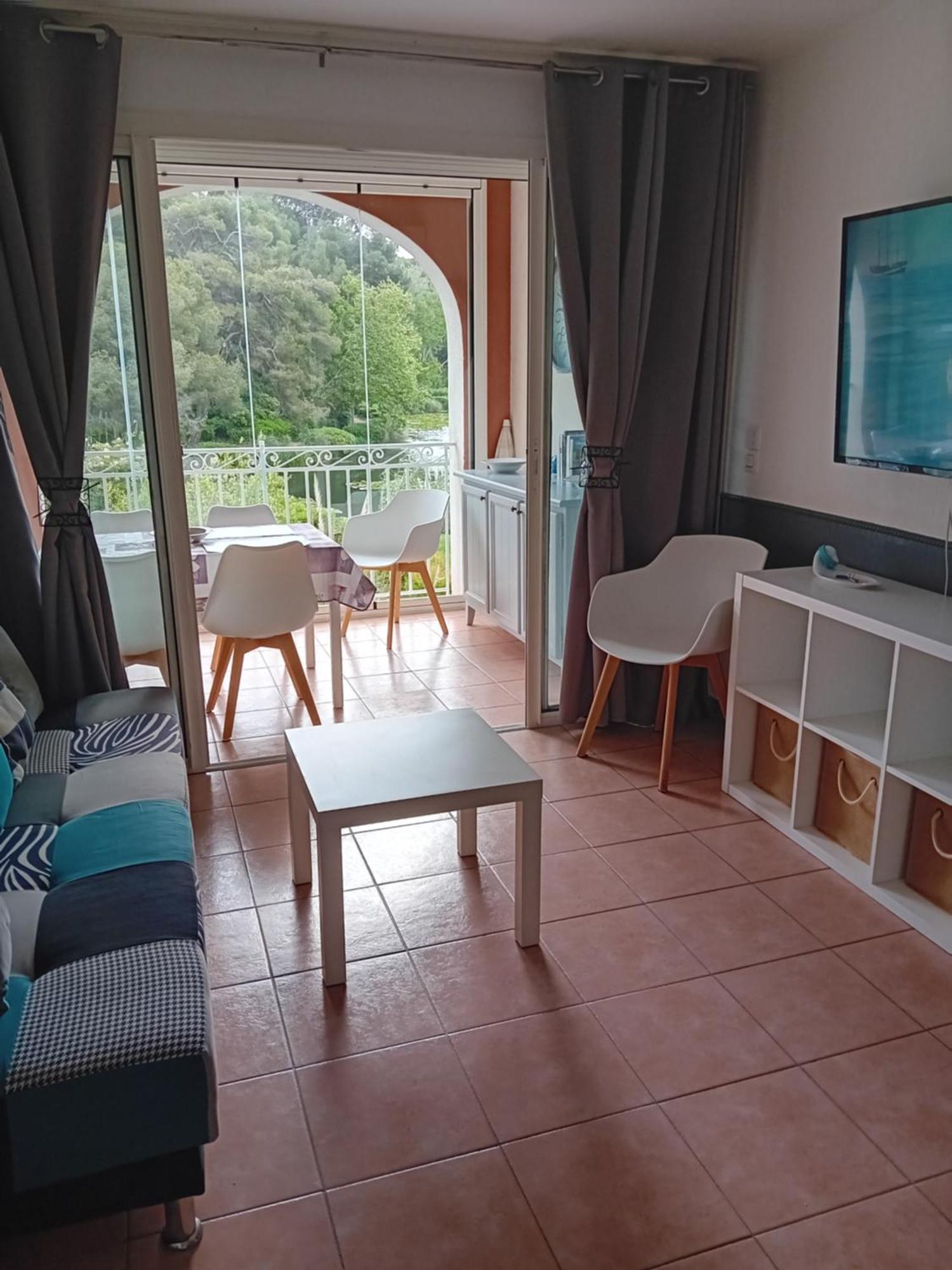 Appartement T2 avec piscine a 100 m de la plage Six-Fours-les-Plages Extérieur photo